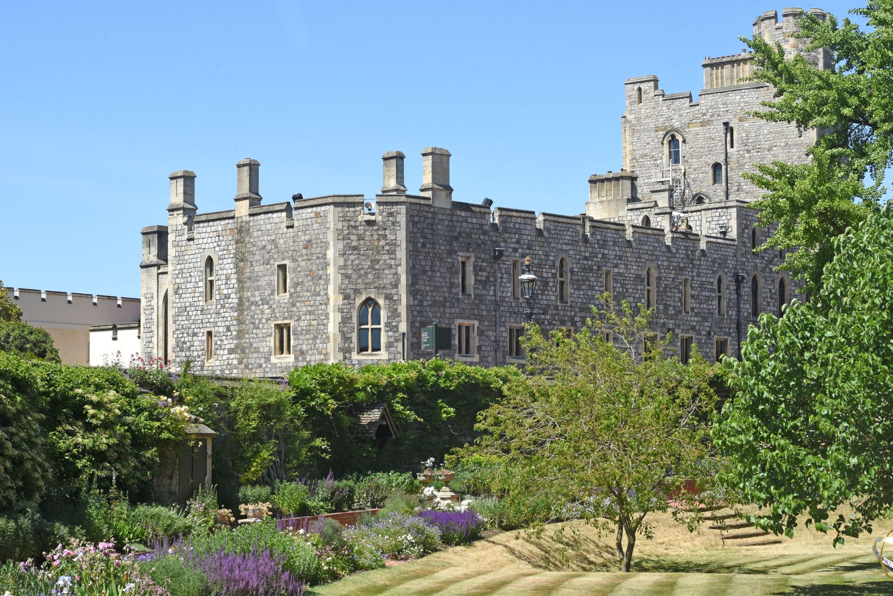 Sir James and Lady Nicola Perowne_18