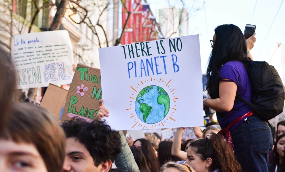 A sign in a protest that says "there is no planet b"